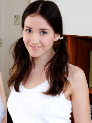ALINA EMERKENKO.jpg